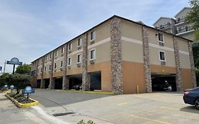 Days Inn By Wyndham Jersey City